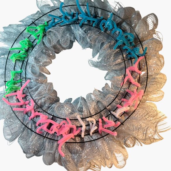 Holiday Wreath Silver Mesh Blue White Snowflake Blue Ornaments Frozen Decor - Picture 7 of 7